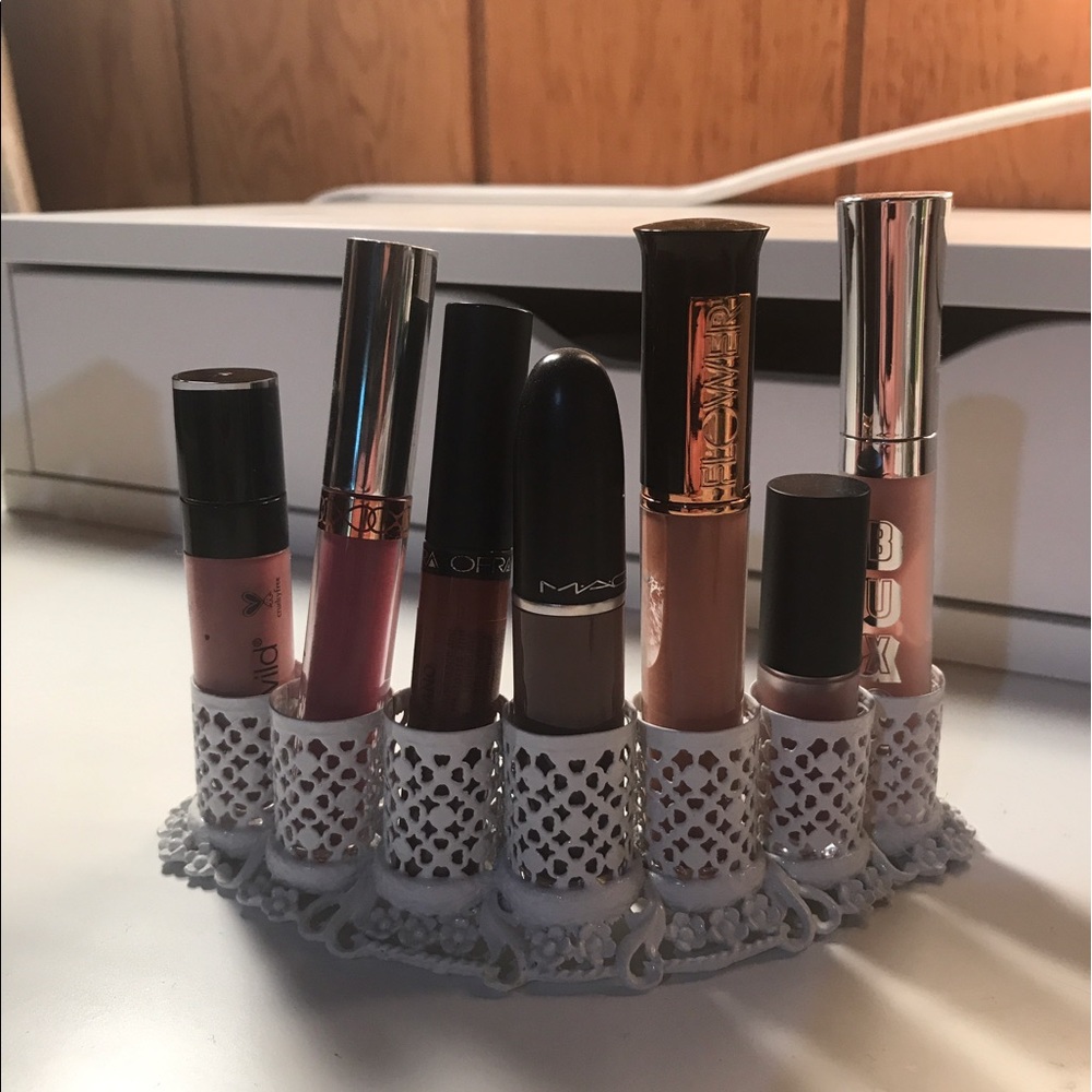 Lipstick Display