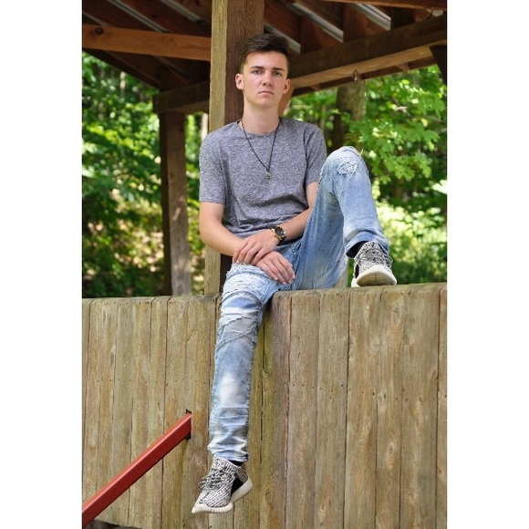 Meet your Posher, Colin - Picture 1 of 1