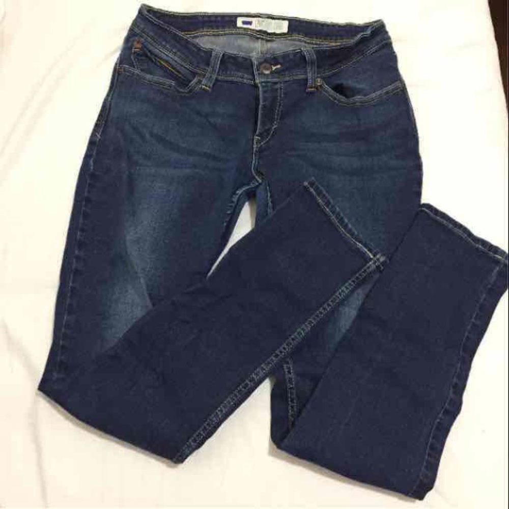 Levi's size 13m