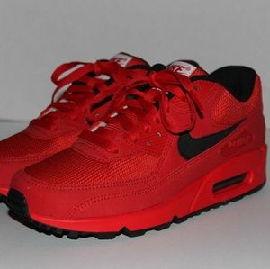 Women's Nike Air Max 90 Essential Id