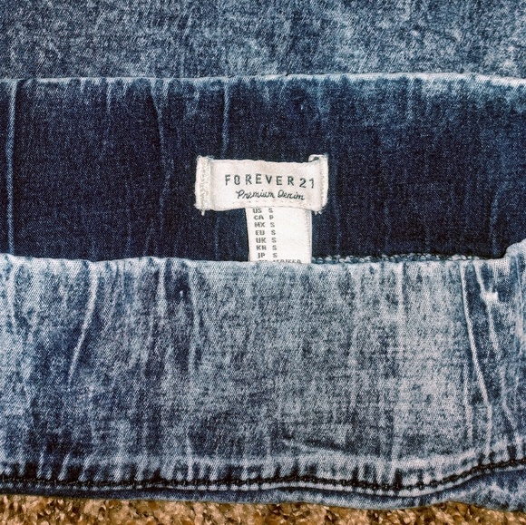 ⏪Forever 21 skirt⏩ - Picture 2 of 2