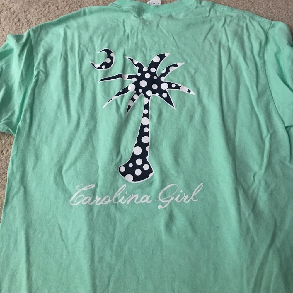 Medium palmetto moon t-shirt