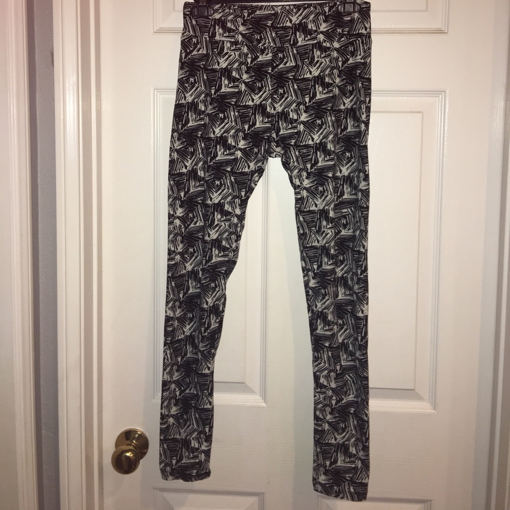 LuLaRoe OS leggings