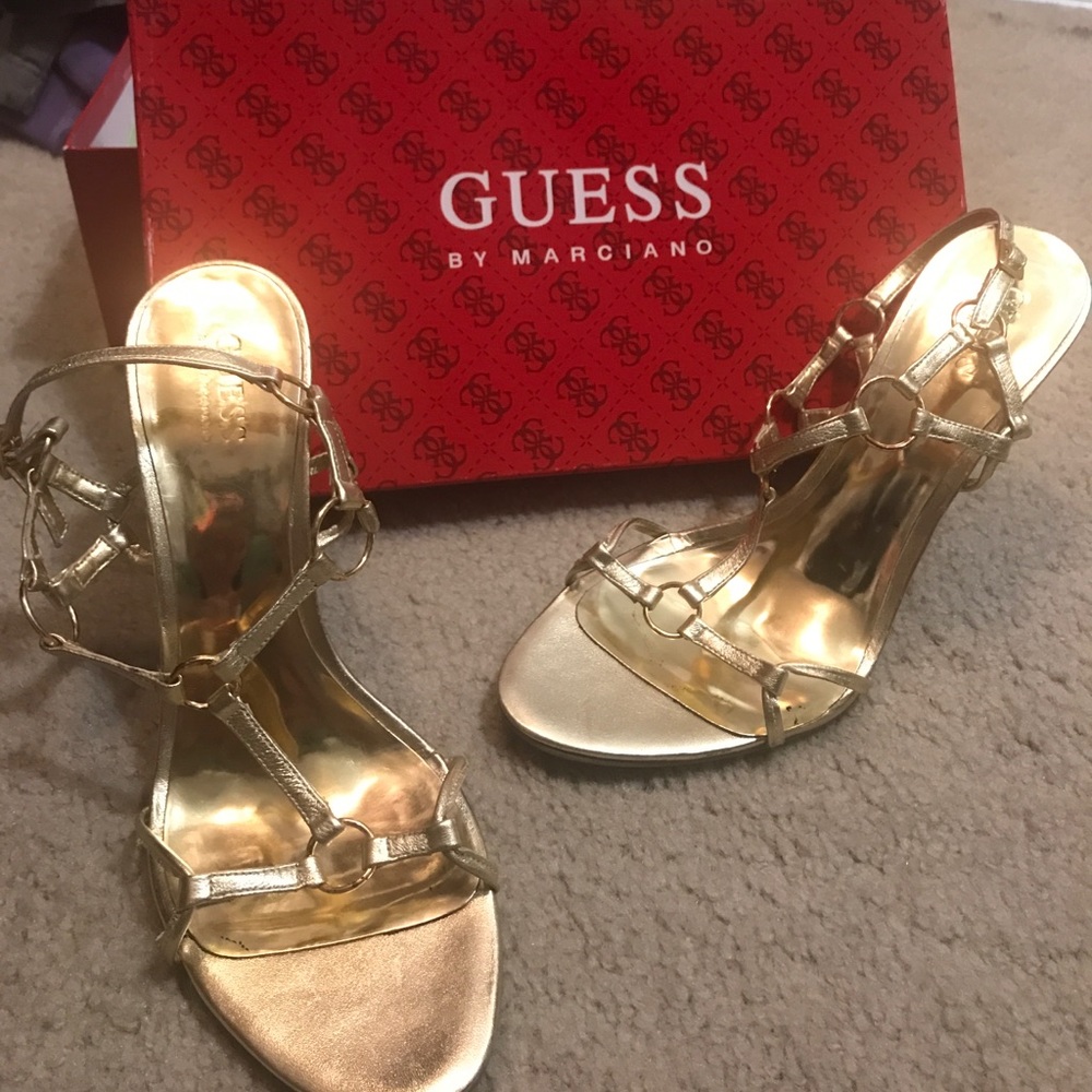 Gold strap oh heels