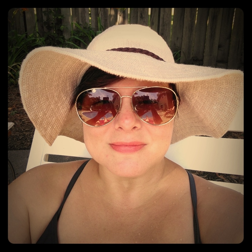 Meet your Posher, Rachel