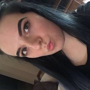 Meet your Posher, Karly