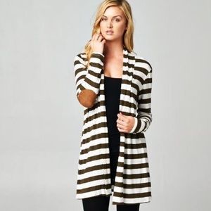 Women's elbow patch cardi
