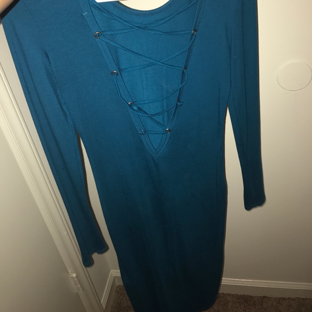 Forever21 tight dress open back