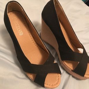 Rockland heels