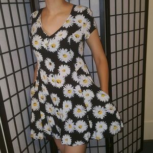 Daisy summer dress