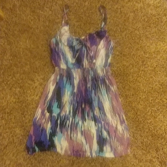 Ikat print dress 👗 - Picture 2 of 2