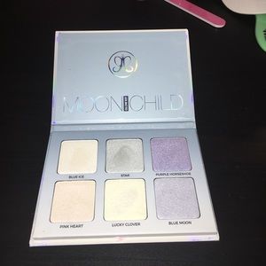 Anastasia Beverly Hills Moonchild Glowkit
