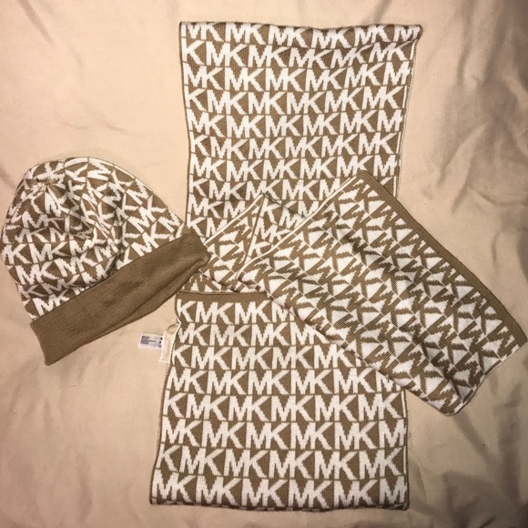 KORS Michael Kors Accessories - Michael Kors scarf and beanie!