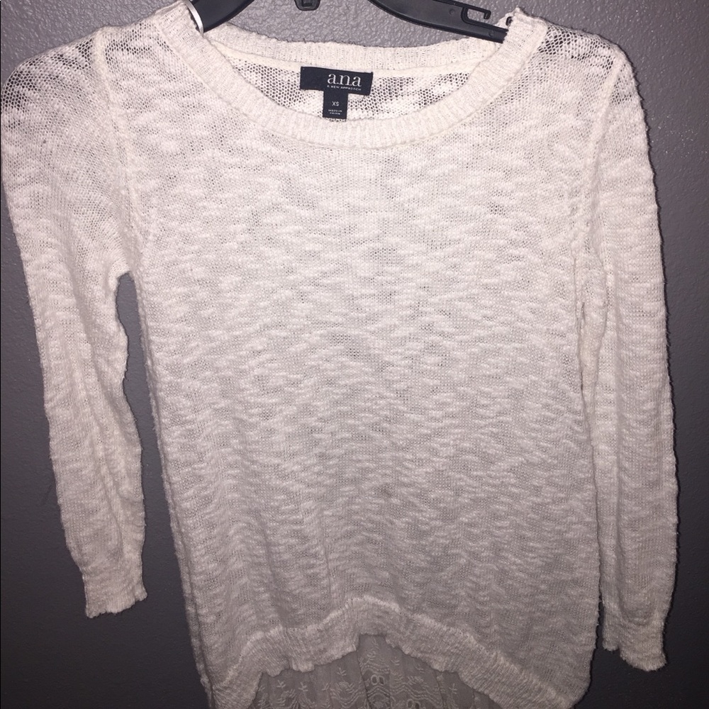 Lace detail top