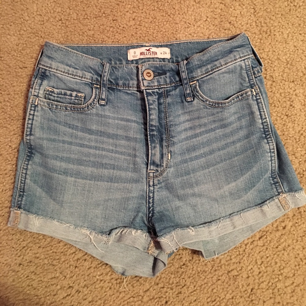 High waisted Hollister shorts
