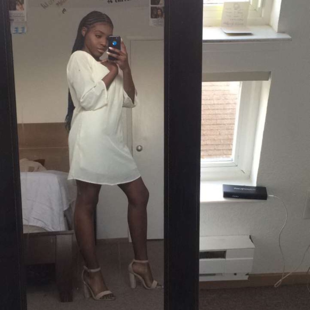 White v neck dress