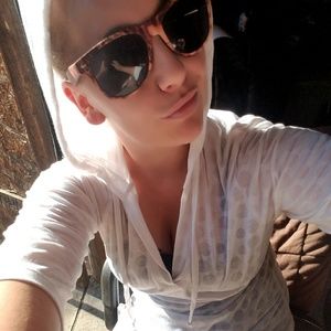 Meet your Posher, Suesanna