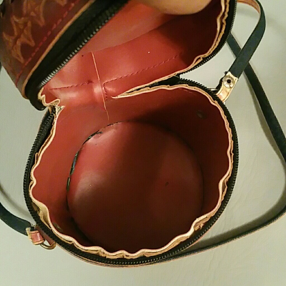 Handmade Brown Leather Drum Style Crossbody - Picture 6 of 8
