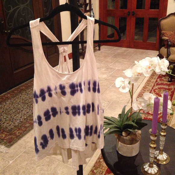 BRAND NEW Roxy Tank Top! - Picture 1 of 4