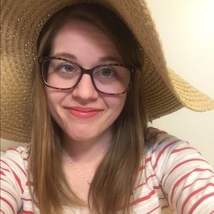 Meet your Posher, Leslie