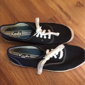 Black keds