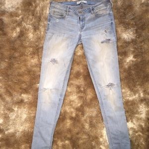 Ripped lightswash Hollister skinny jeans | Long