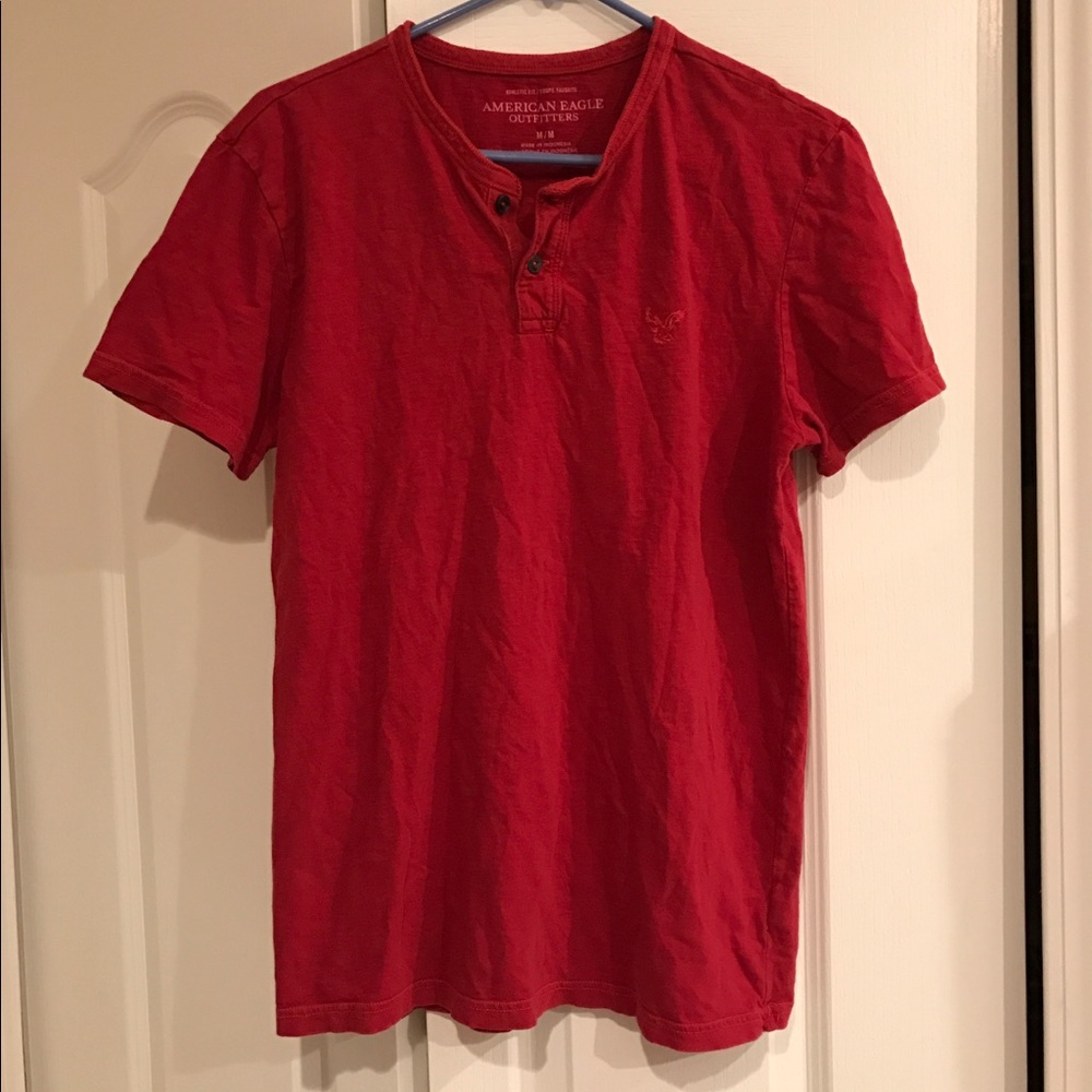 AMERICAN EAGLE Men's athletic fit medium red