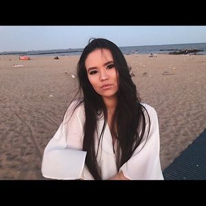 Meet your Posher, Elina