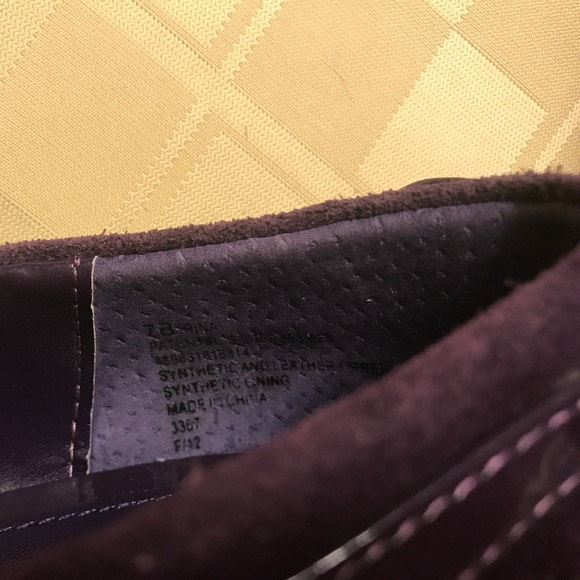 PURPLE PATENT LEATHER & SUEDE SHOES! - Picture 5 of 6