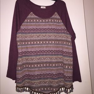 Long sleeve shirt with fringe bottom