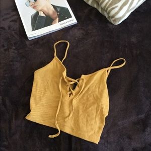 Yellow top !