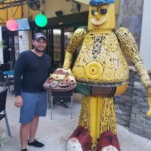 Meet your Posher, Jonathan