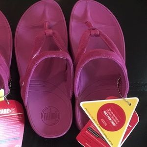 fitflops whirl sz 7 pink/purple