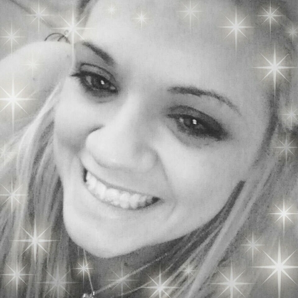 Meet your Posher, Cassidy - Picture 1 of 1