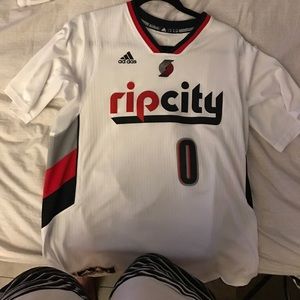 Damian lillard rip city jersey