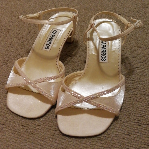 Wedding Shoes - Picture 1 of 2