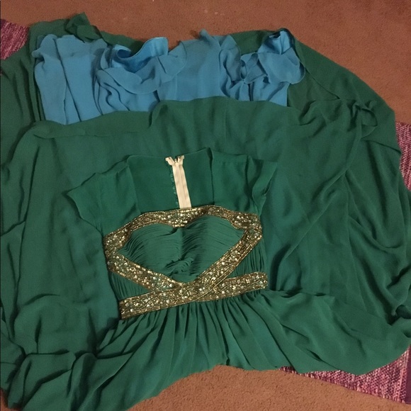 Beautiful DRESS RARE STYLE ✅ACCEPTING OFFERS✅ON ALL GOWNS🔴SALE