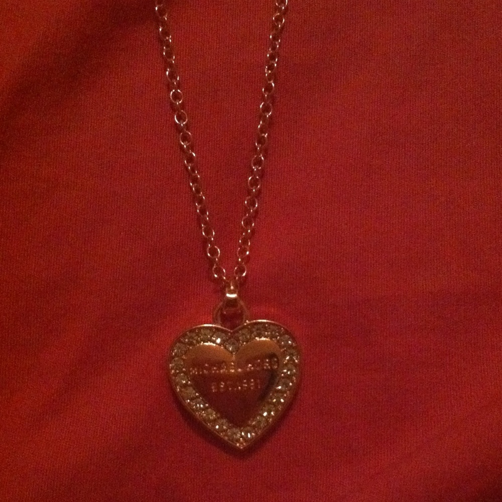 Michael kors heart pendant necklace