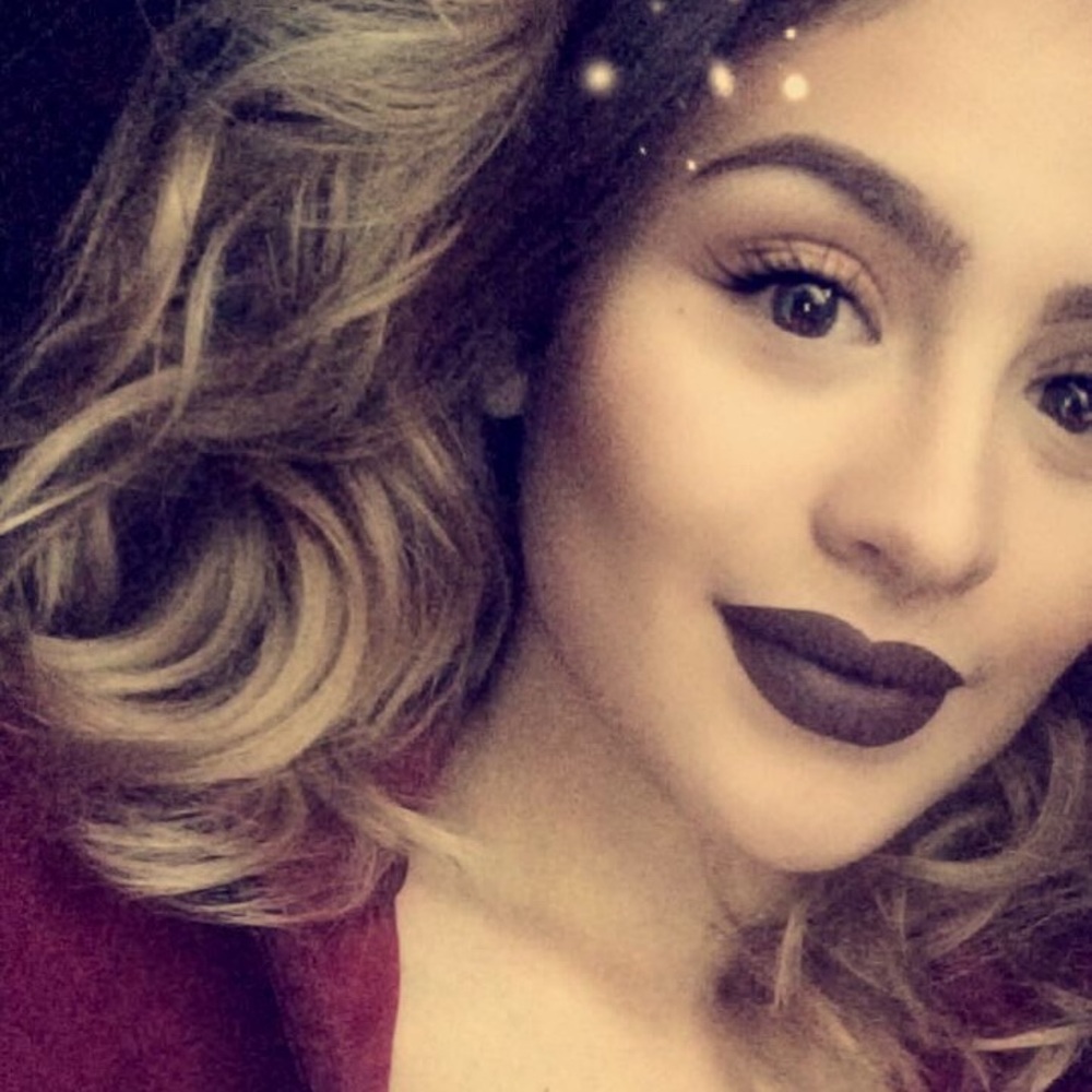 Meet your Posher, Xochitl