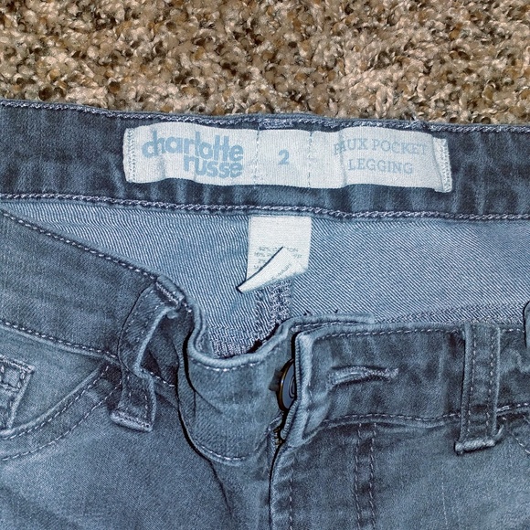 Charlotte Russe 👖 - Picture 2 of 3