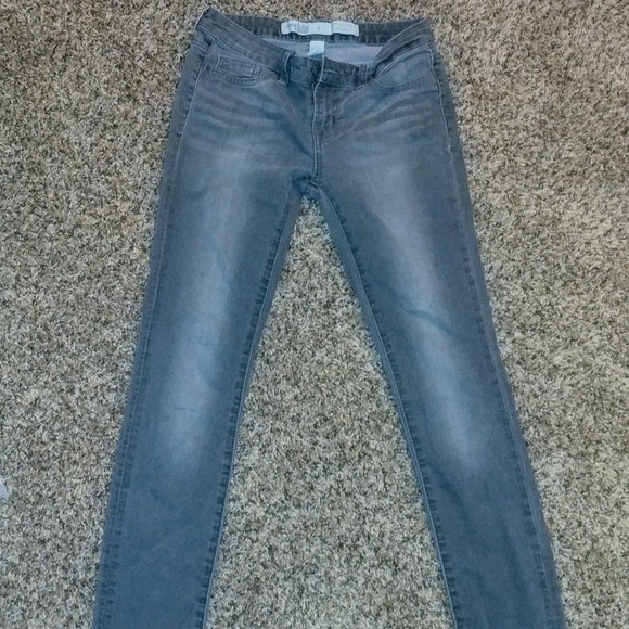 Charlotte Russe 👖 - Picture 3 of 3