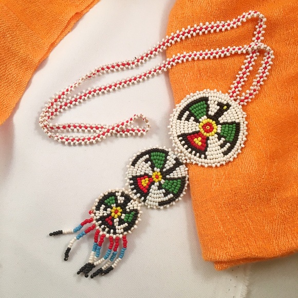 Vintage VINTAGE Native American Seed Bead Necklace from 🌜adrian's