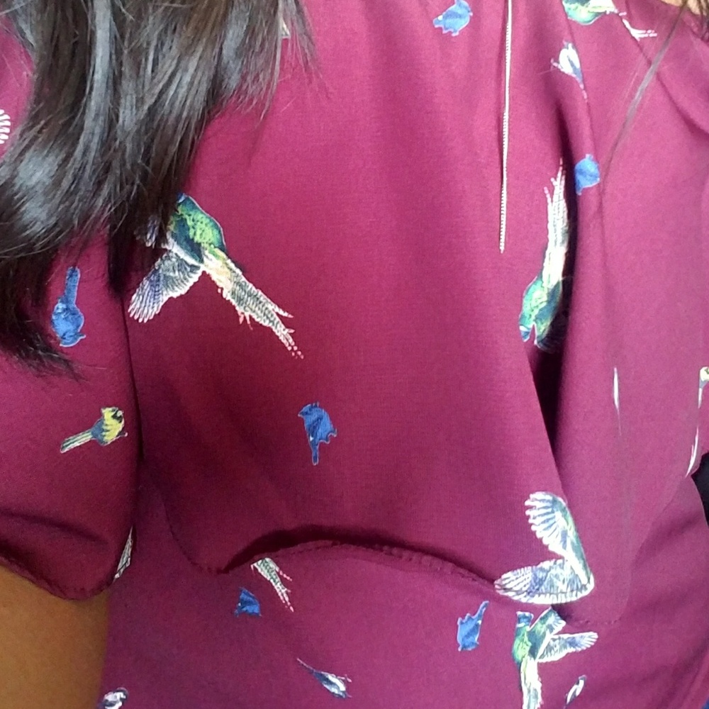 WINE BIRD PRINT OFF SHOULDER TOP - Picture 8 of 8