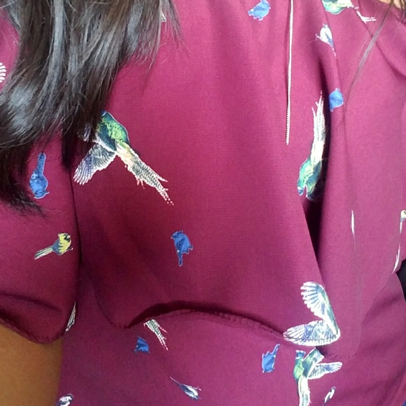 WINE BIRD PRINT OFF SHOULDER TOP - Picture 8 of 8