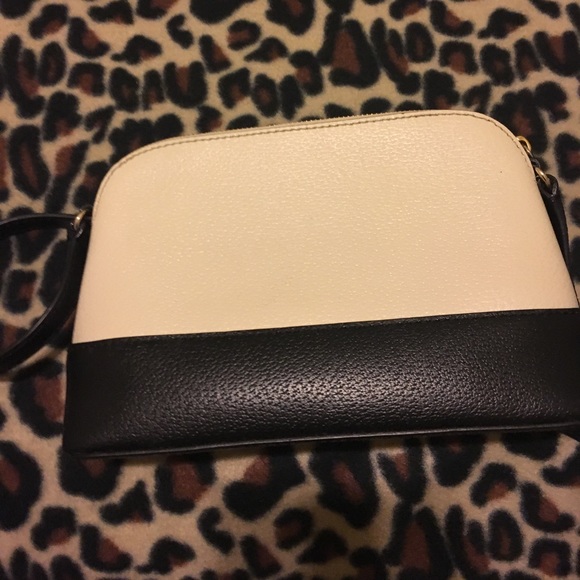 Kate Spade Purse And Matching Wallet - Picture 5 of 7