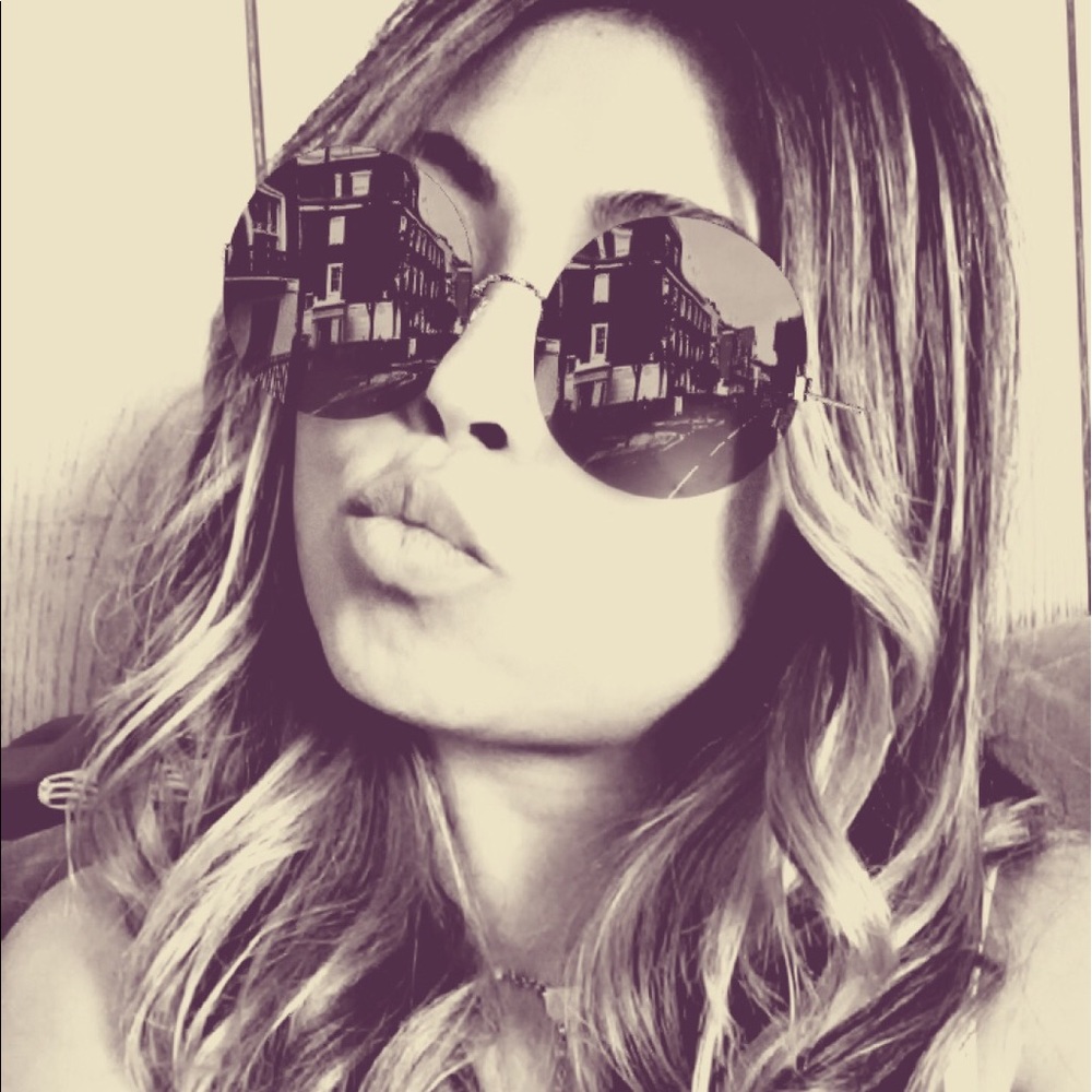 Meet your Posher, Jennie