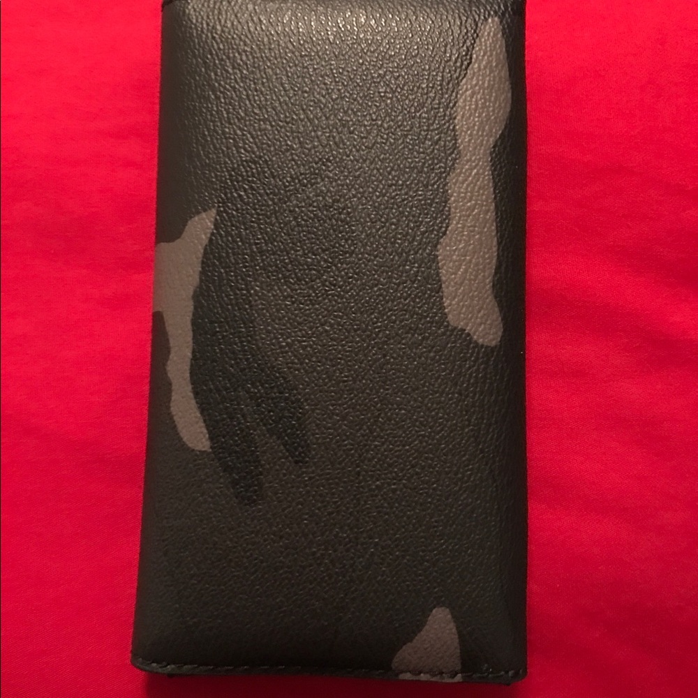 Authentic Coach unisex camo case & card holder