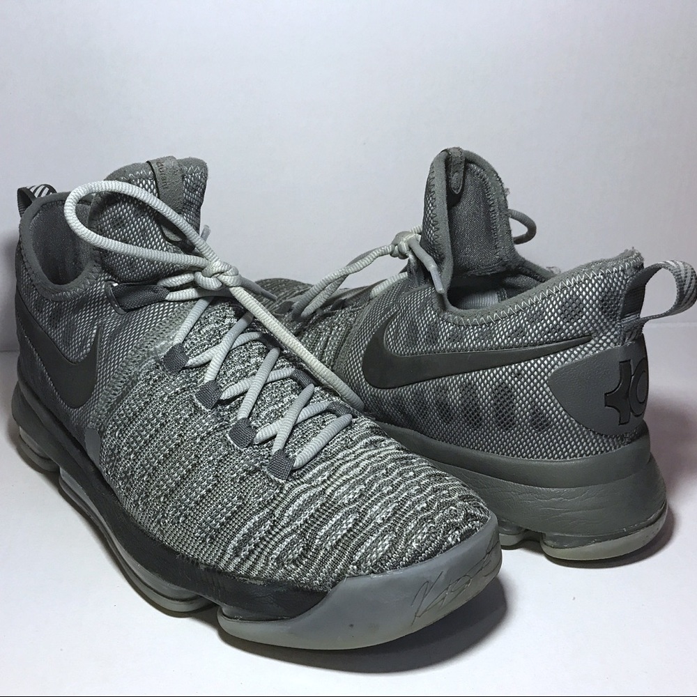 Wolf Grey Nike Zoom KD 9's Men's Size: US 9