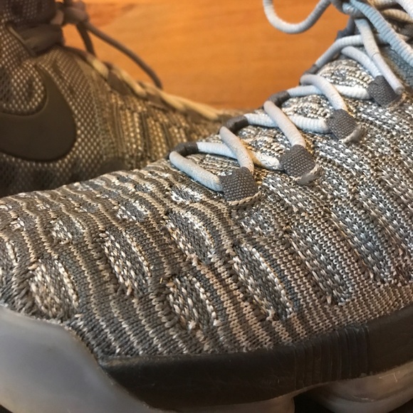 Wolf Grey Nike Zoom KD 9's Men's Size: US 9 - Picture 3 of 5