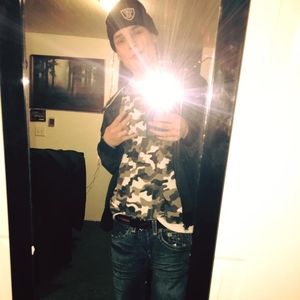 Meet your Posher, Damon